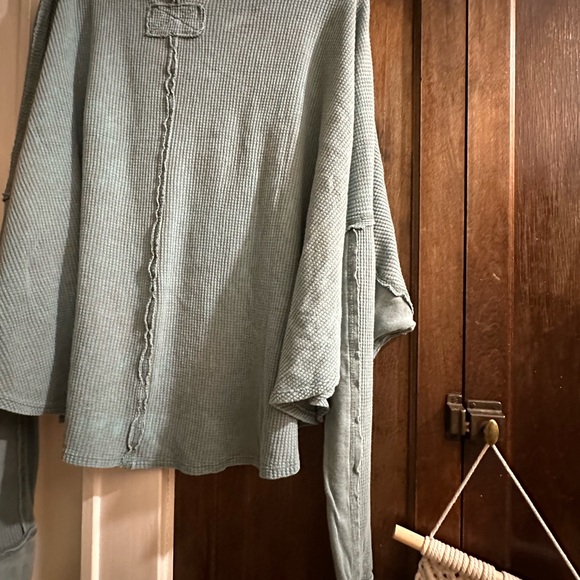 NWOT we the free large- green top - Picture 6 of 6